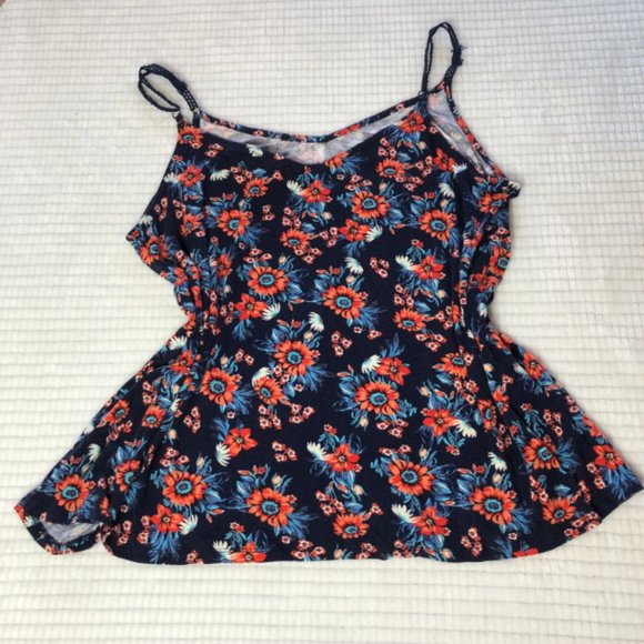 Torrid Navy Floral Crochet Trim Tank Top Size 2 - Picture 6 of 7